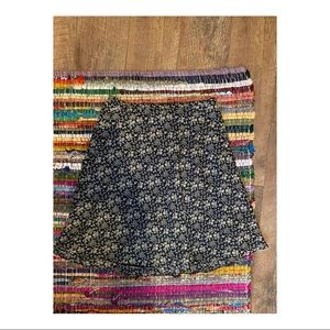 Super cute floral skirt!